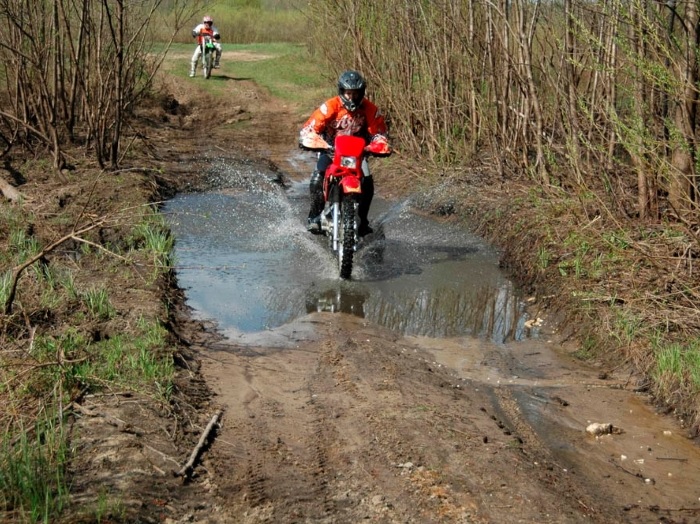 Мотошкола Мотополигон Программа: Эндуро: езда на грунте