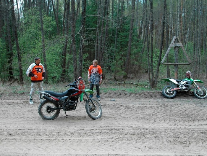 Мотошкола Мотополигон Программа: Эндуро: езда на грунте