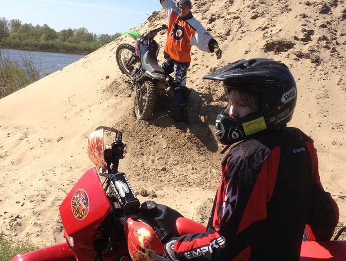 Мотошкола Мотополигон Программа: Эндуро: езда на грунте